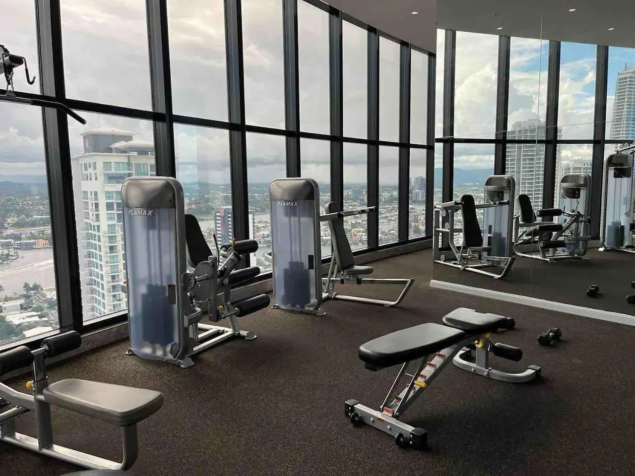 Sky Home In Surfers Paradise With Panoramic Views Gold Coast