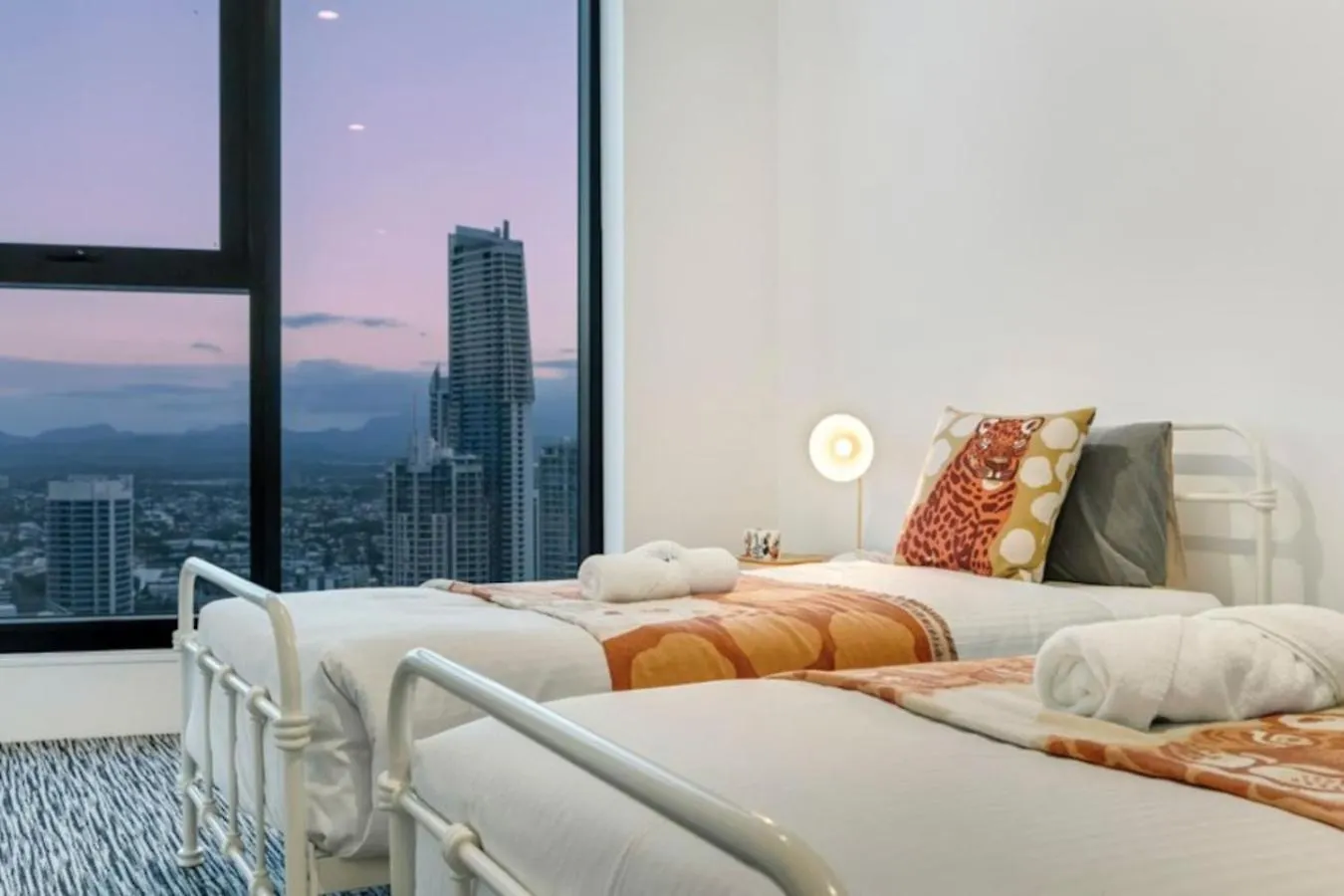 Sky Home In Surfers Paradise With Panoramic Views Gold Coast 0*,